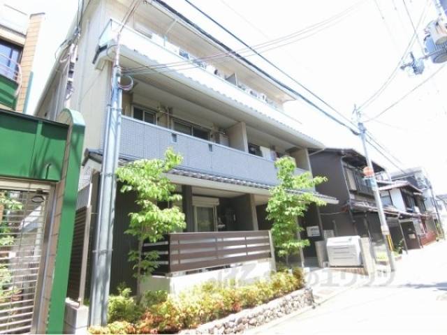 ヴィヴァーチェ井徳外観写真2