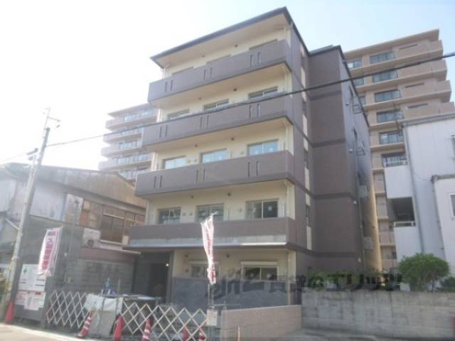 Ｇｒａｎｇｅ四条大宮外観写真1