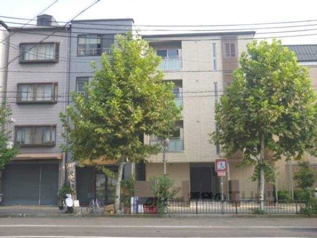 シャーメゾン西大路外観写真2