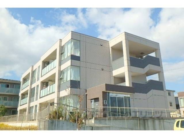 ルーヴル円明寺外観写真3