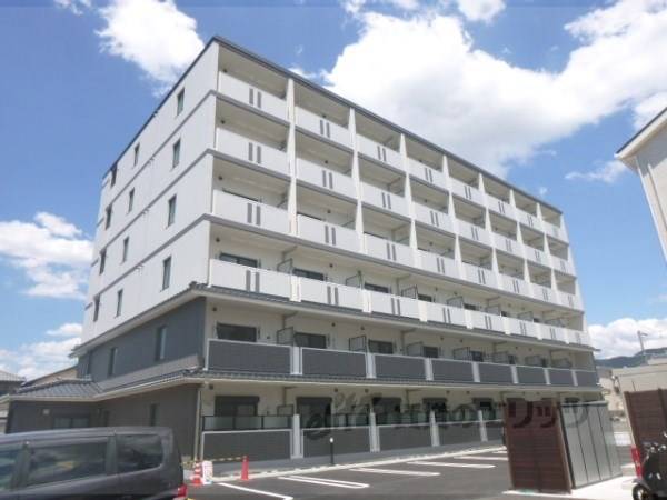 083793の外観写真