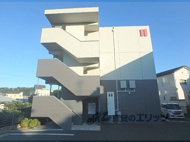 アスルーニ外観写真2