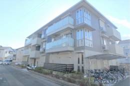 ベル・クローバー嵯峨野外観写真