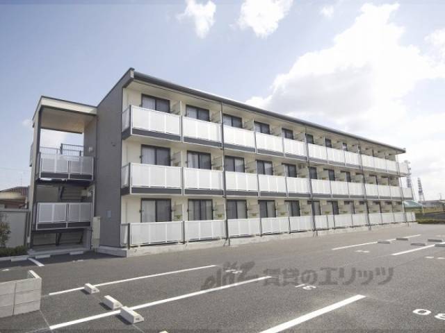 レオパレスルビナス外観写真1