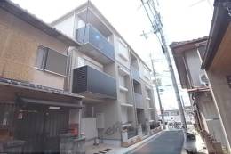 シャーメゾン伏見稲荷外観写真