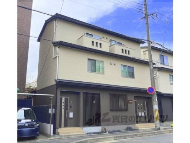 フォレストメゾン花屋町外観写真1
