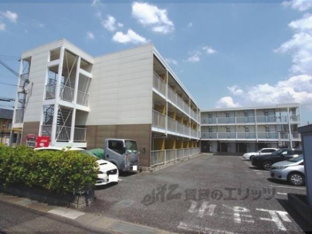 レオパレスＥｆｉｎｉ　１外観写真1