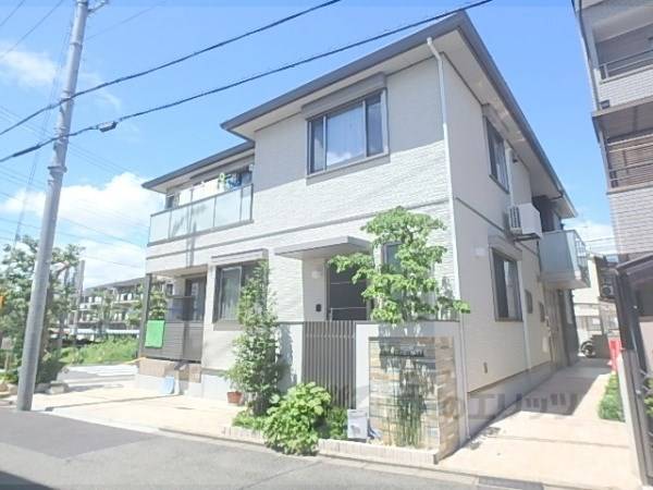 084267の外観写真