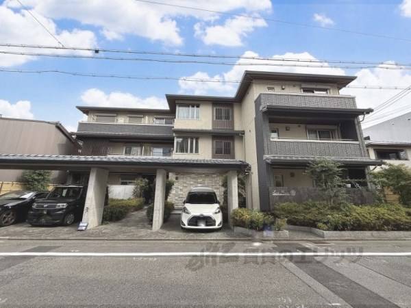 084378の外観写真