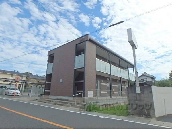 084383の外観写真