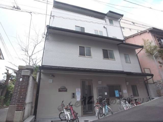 ＡＹメゾン中立売外観写真1