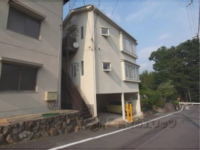 MOMO1973外観写真2