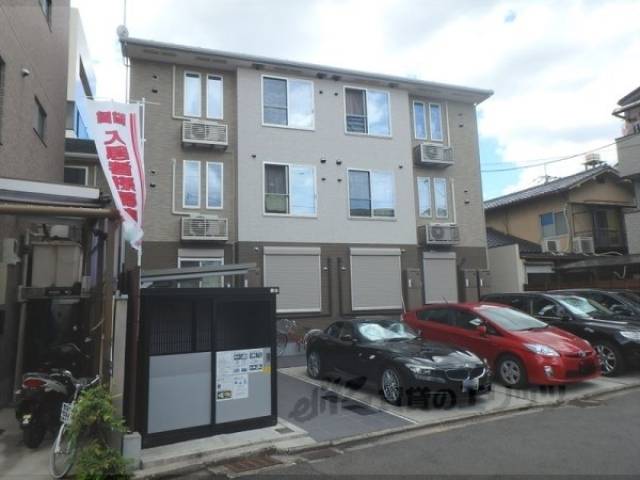 ラフィーネ葛野２外観写真3