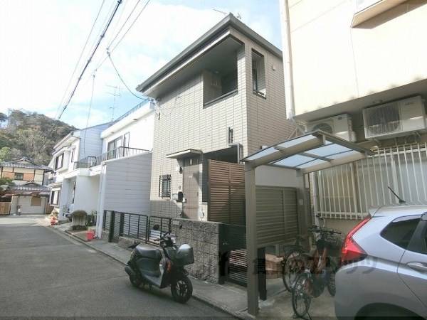 084612の外観写真