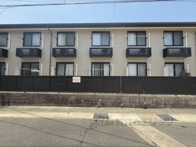 レオパレスヤングフォレストB外観写真3