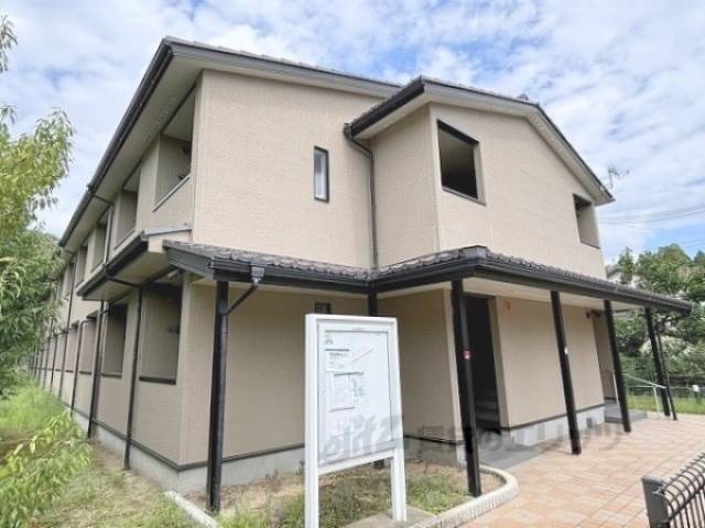 レオネクスト宇多野外観写真1