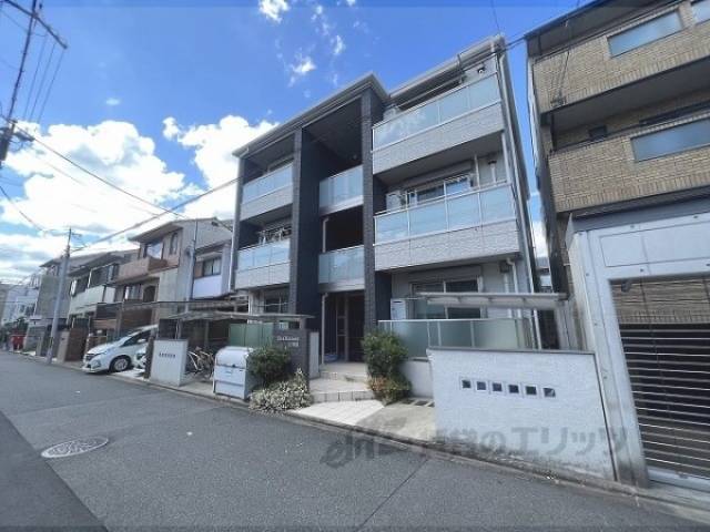 シャーメゾン白梅町外観写真1