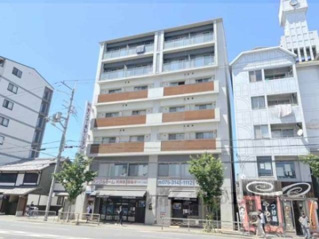 グランドーリア西院外観写真1