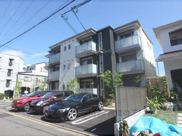 マンション茶山外観写真1