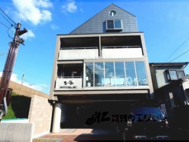 エバー・グリーン六地蔵駅前外観写真3