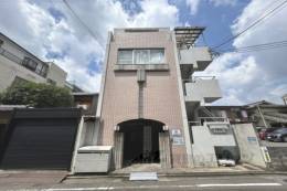 コスモ三条京阪外観写真
