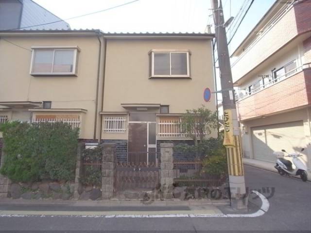 貸家外観写真1