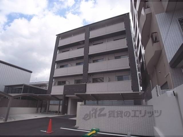 アドバンス京都西院パルティーレ外観写真1