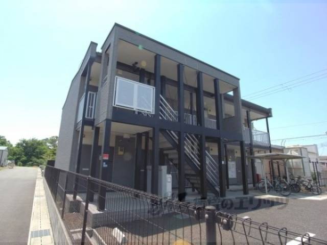 レオパレスルーチェ笠山外観写真3