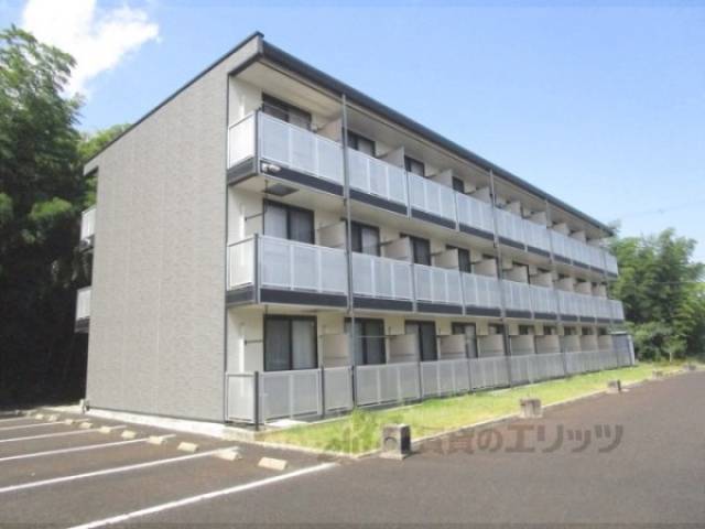レオパレスツツミ館外観写真2