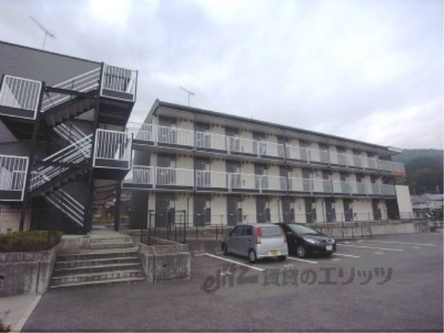 レオパレス若葉外観写真3