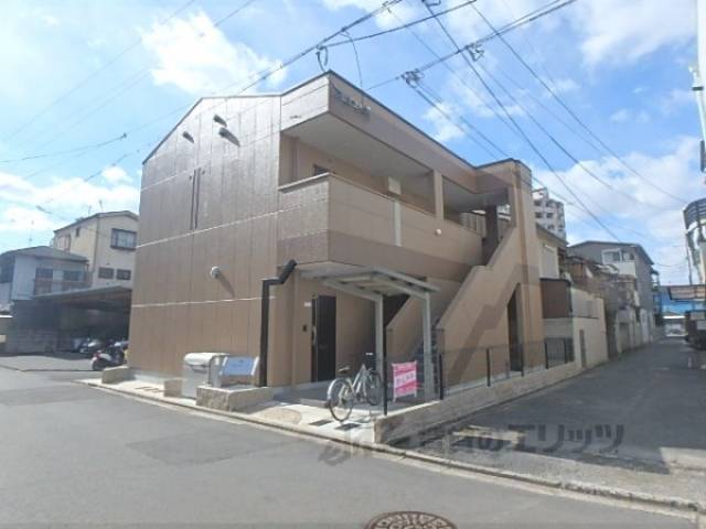 グランディ　凌外観写真2