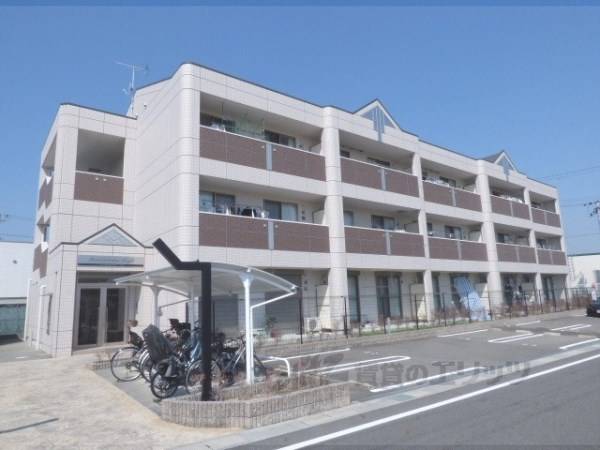 085735の外観写真