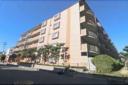 シャルマンコーポ新田辺430外観写真