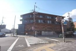 シャルール・デュ・ボワ二条外観写真