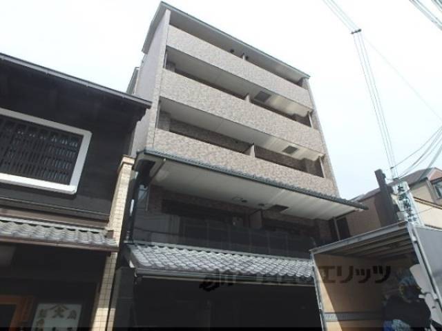 リーガル京都烏丸東外観写真1