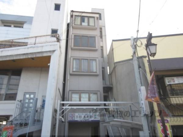 086743の外観写真