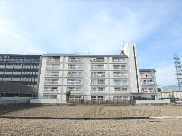 ウエストハイマンション西院外観写真3