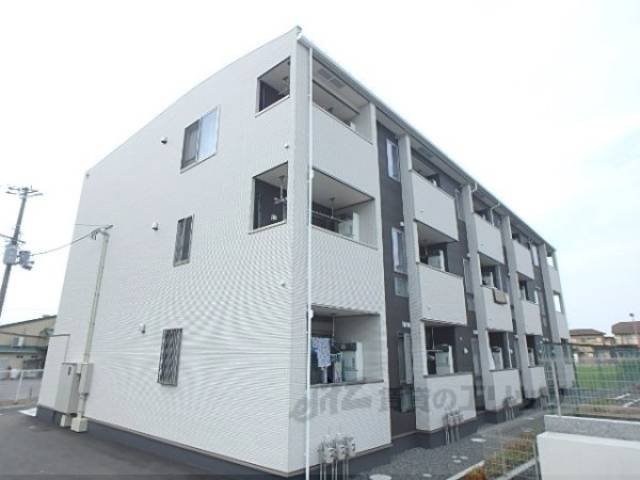 ルートメゾン外観写真1