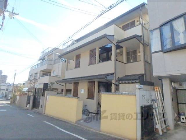 レオパレス紫野外観写真3
