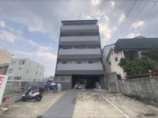 フラッティ西大路花屋町外観写真1