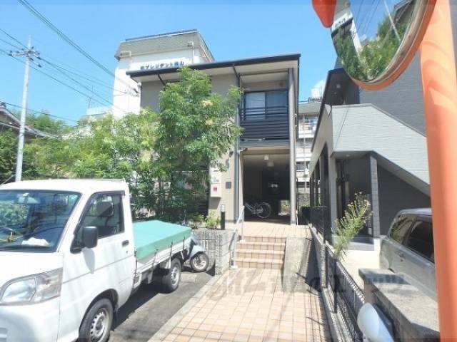 レオネクストシャルム桃山外観写真2