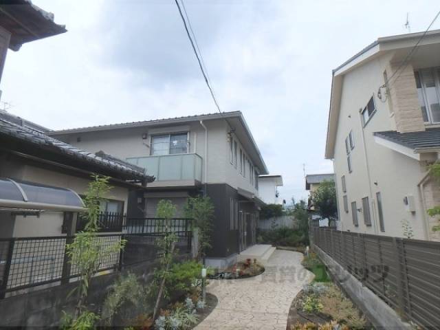 グリーンベル宝ヶ池外観写真3