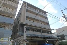 ラトゥール二条御所南外観写真