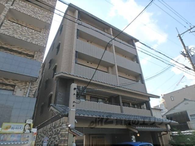 ラトゥール二条御所南外観写真1