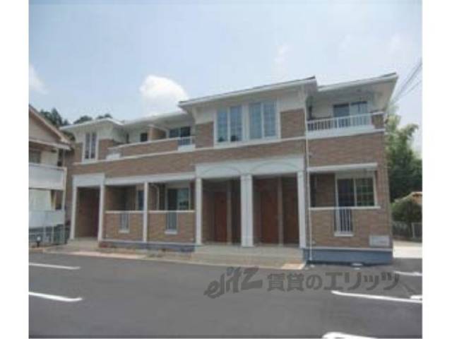 カーザミアⅥ外観写真2