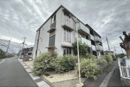 リヴェール久津川外観写真