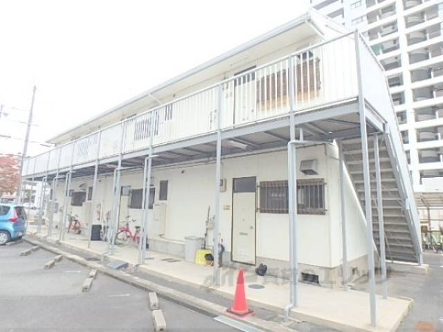 鈴蘭ハイツＢ棟外観写真1