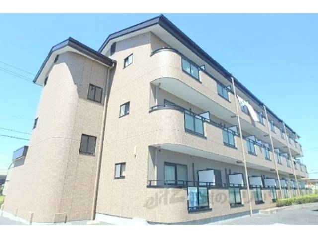 フルーレ伊勢外観写真1