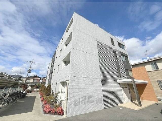 Ｒｅｓｉｄｅｎｃｅ槇島外観写真1
