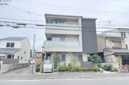 シャーメゾン高辻外観写真
